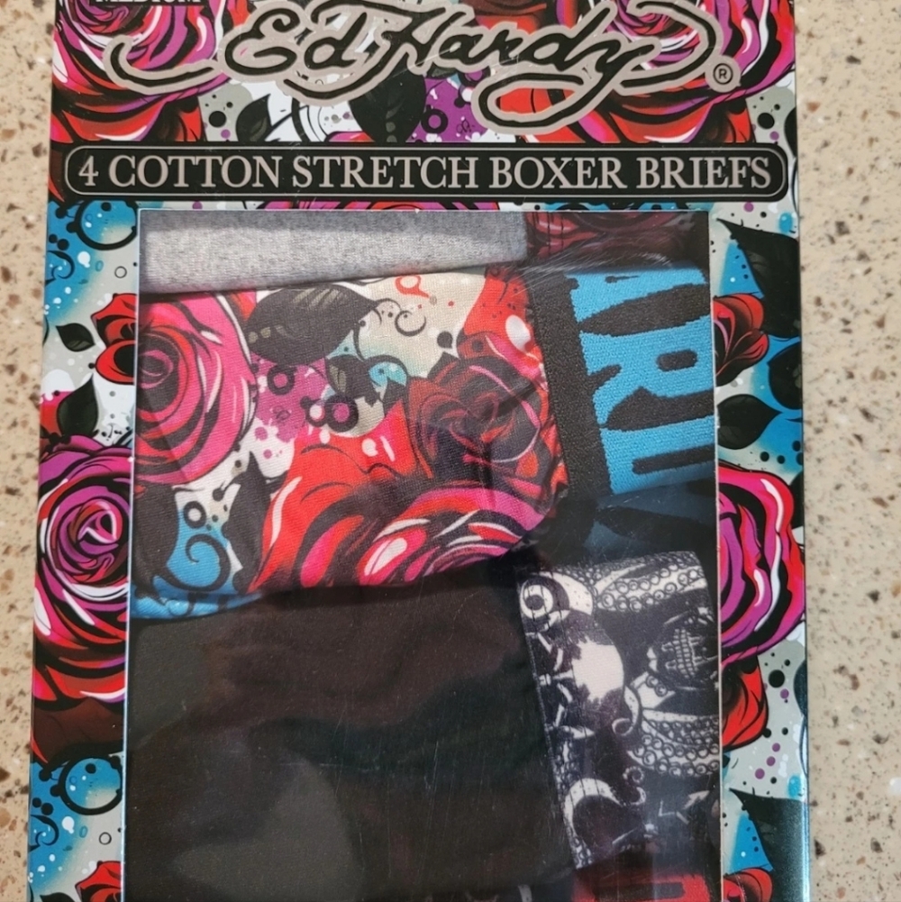 Ed Hardy 4pk Mens Medium 32-34 Cotton Stretch Boxer Briefs Moisture Wicking Y2K - Picture 2 of 9